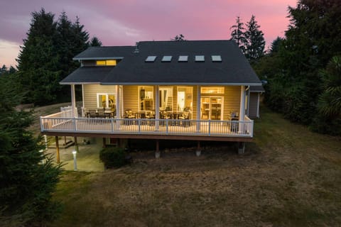 Welcome to Tranquil By The Pond. We hope we get to host you at this lovely Rockaway Beach rental. Please reach out with any questions.