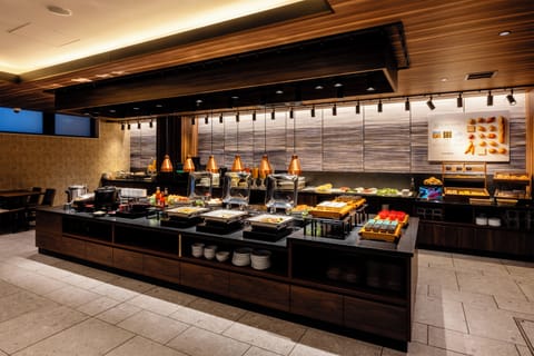 Daily buffet breakfast for a fee