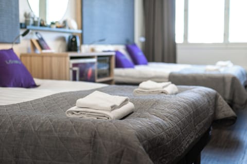 Quadruple Room | Free WiFi, bed sheets