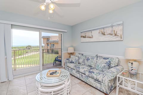 St. Augustine Beach Rentals Living Room
