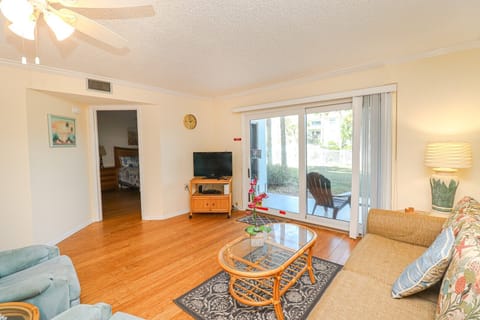 St. Augustine Beach Rentals Living Room