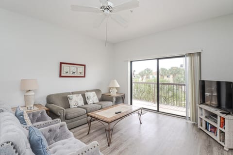 St. Augustine Beach Rentals Living Room