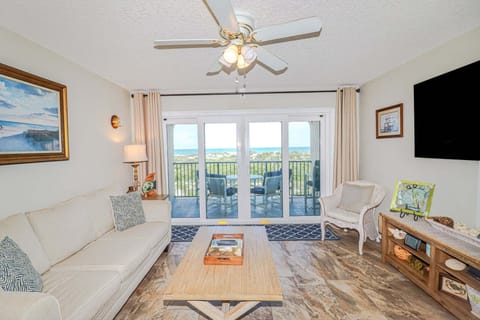 St. Augustine Beach Rentals Living Room