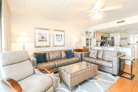St. Augustine Beach Rentals Living Room