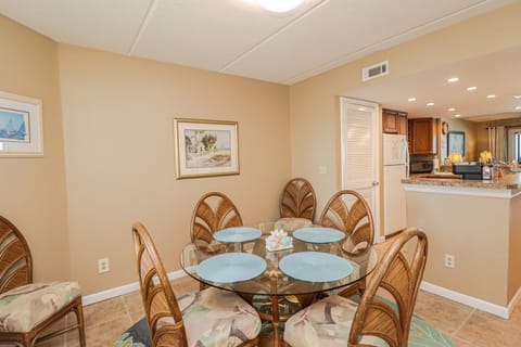 St. Augustine Beach Rentals Dining Room