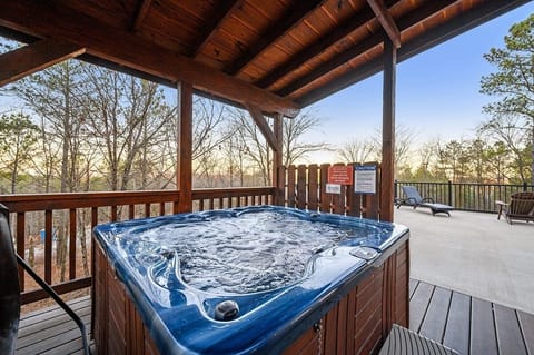 LittleDipper-Hot-Tub