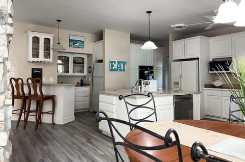 Plenty of seating and counter space in the kitchen