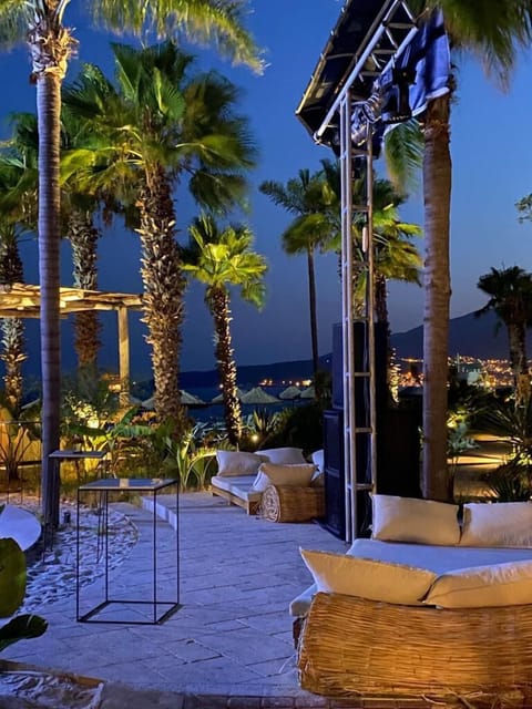 Beach bar