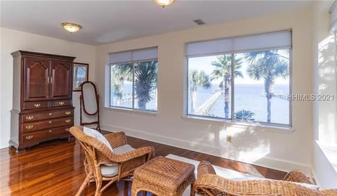 Viewing area from upstairs bedroom