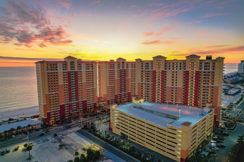 The main resort towers — easy to find, easy to navigate, and close to everything you’ll need during your stay.
