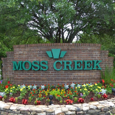 Neighborhood Entrance