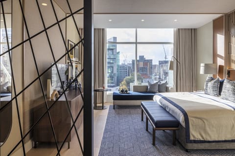 Junior Suite, 1 King Bed | Egyptian cotton sheets, premium bedding, down comforters