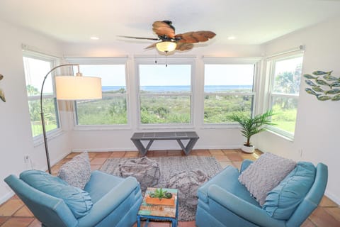 St. Augustine Beach Rentals Living Room