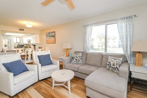 St. Augustine Beach Rentals Living Room
