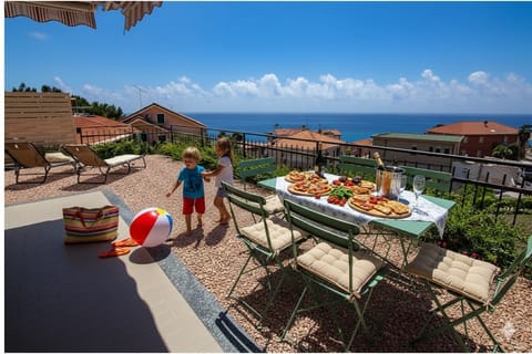 Apartment, 1 Bedroom | Terrace/patio