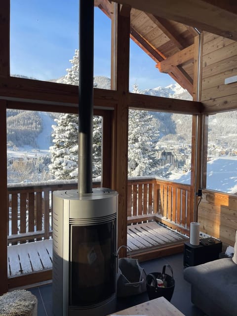 77CDDDAB AE5B 4DAB 8B8E 14575DBCEADD