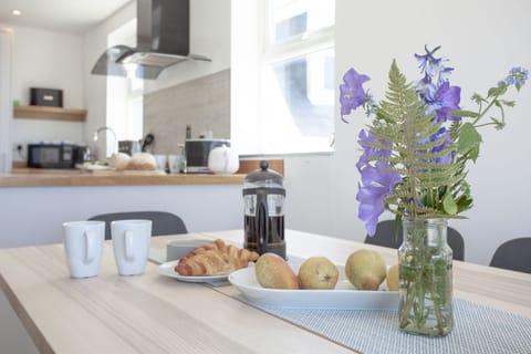 Open plan dining and kitchen area - Ocean View