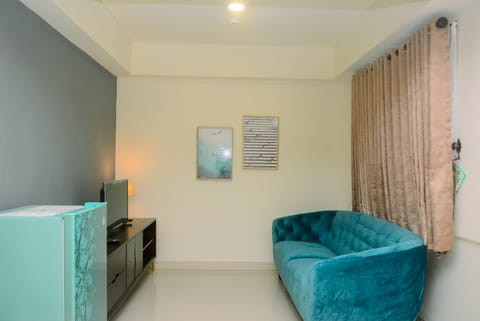 Room | Living area | TV
