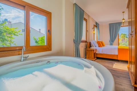 Villa | Jetted tub