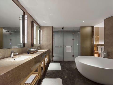 Suite, 1 Bedroom | Minibar, in-room safe, desk, laptop workspace