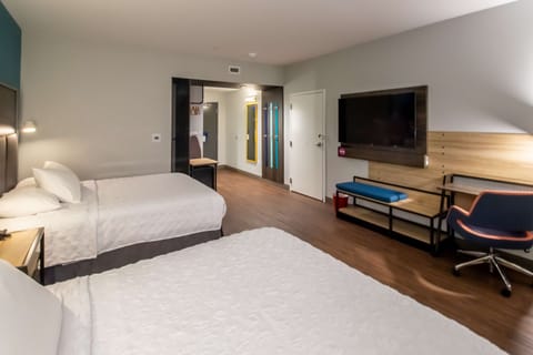 Room, 2 Queen Beds, Accessible, Bathtub | Individually decorated, individually furnished, desk, laptop workspace