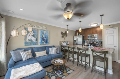 Extraordinary décor and amenities!