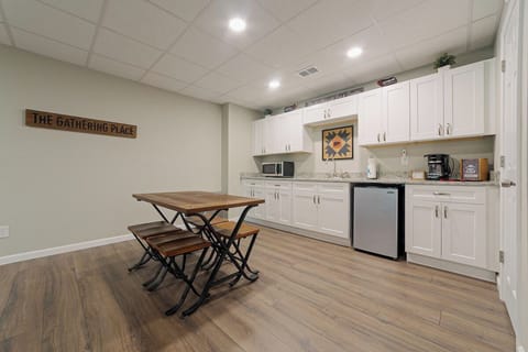 Lower Level Kitchenette