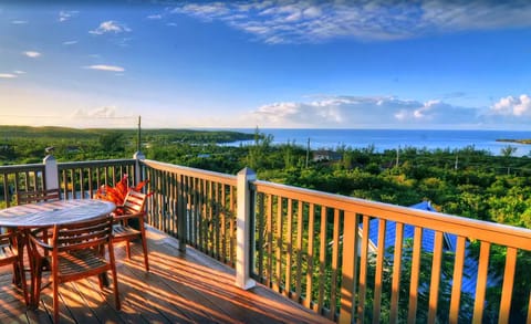 Outstanding ocean views from the upper deck of both the Caribbean and Atlantic.