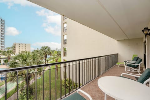 Saida Towers is a grand beachfront resort with tons of family-friendly amenities.