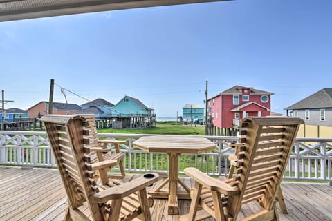 Crystal Beach Vacation Rental | 3BR | 2BA | Stairs Required | 1,500 Sq Ft