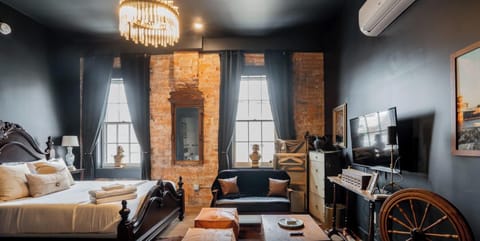 Elegant bedroom design