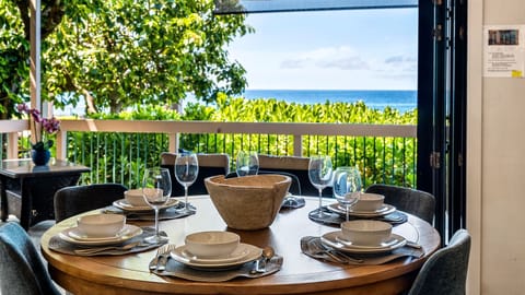 Ocean front dining