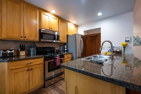 Beautiful well equipped kitchen is a great space for easy meals and laid back enjoyment. PS I Love you welcomes you and yours!