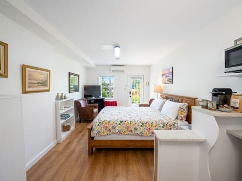 L`Acadie Room
