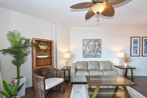 The Palms of Destin 1507 - Living Area