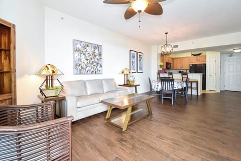 The Palms of Destin 1507 - Open Living Area