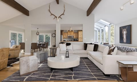 2885 Two Moons living room1