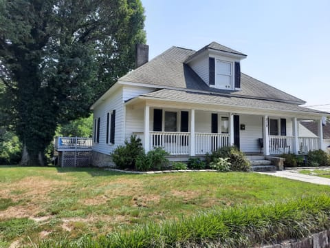 Home built in 1900!