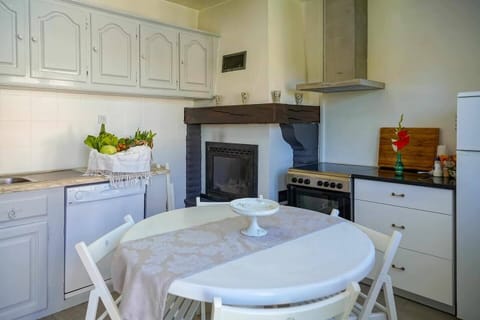 Cozinha ou kitchenette, Alimentos e bebidas, Refeições, Família