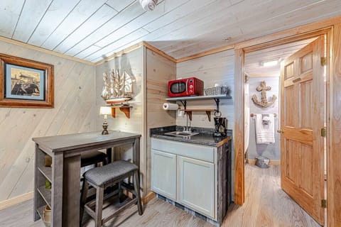 Workspace and dining table 