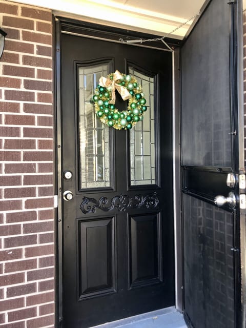 Escape for the holidays with friends and Family!