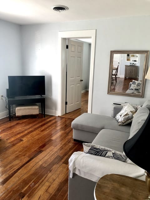 SmartTV w/free channels or bring UN/PW stream-Netflix, Amazon Prime, YouTube…