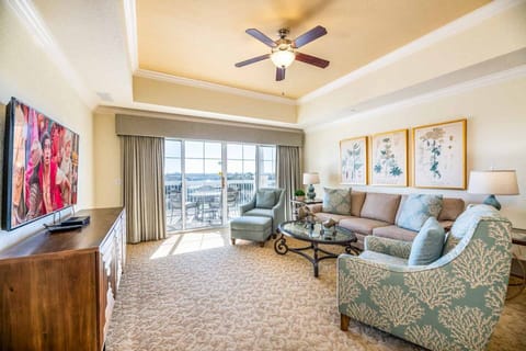 [amenities:balcony-view:3] Balcony View