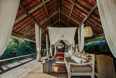 Rainforest Pool Bale | 1 bedroom, minibar, in-room safe, bed sheets