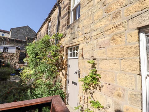Cottage | Property grounds
