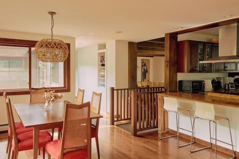 Dining // Open floor plan- dining, breakfast bar, and kitchen
