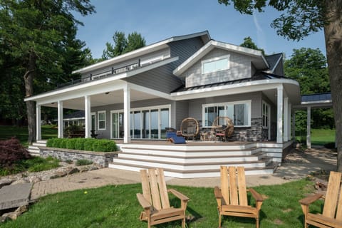 Lakeside Deck