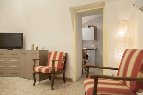 Apartment | Living room