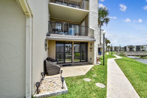 Furnished Private Patio