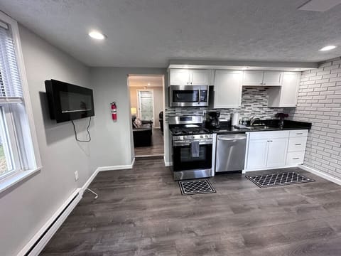 KITCHEN - lower level